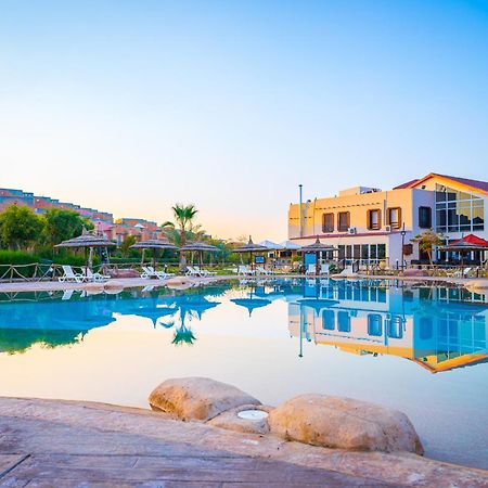 Marina Wadi Degla Hotel Ain Sukhna Dış mekan fotoğraf